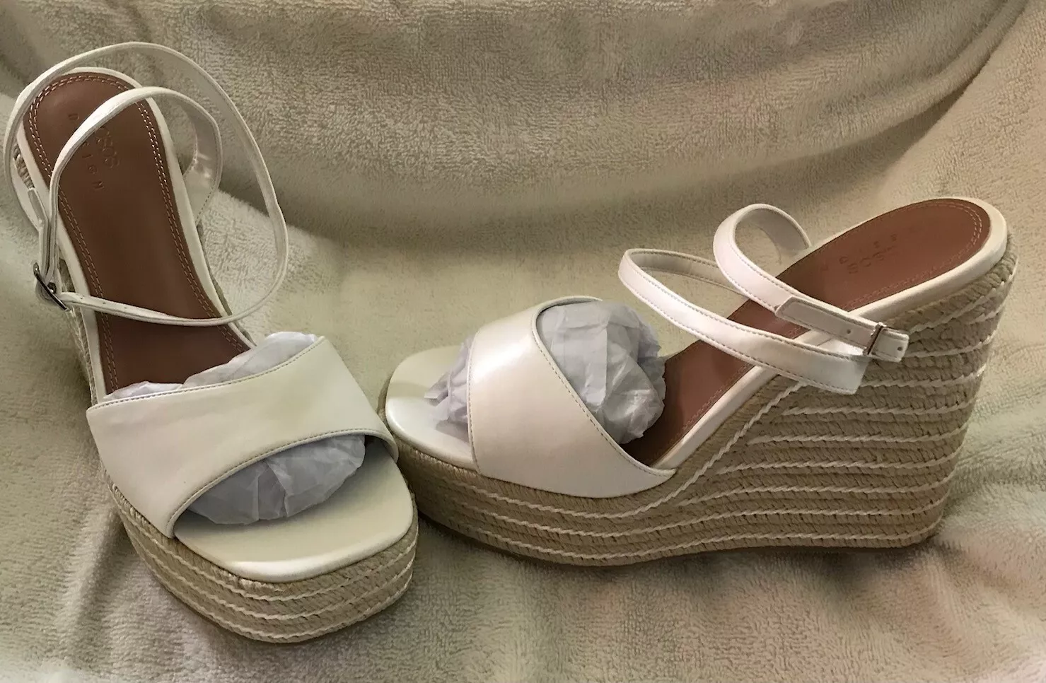 Wide fit tasha wedges wedges white