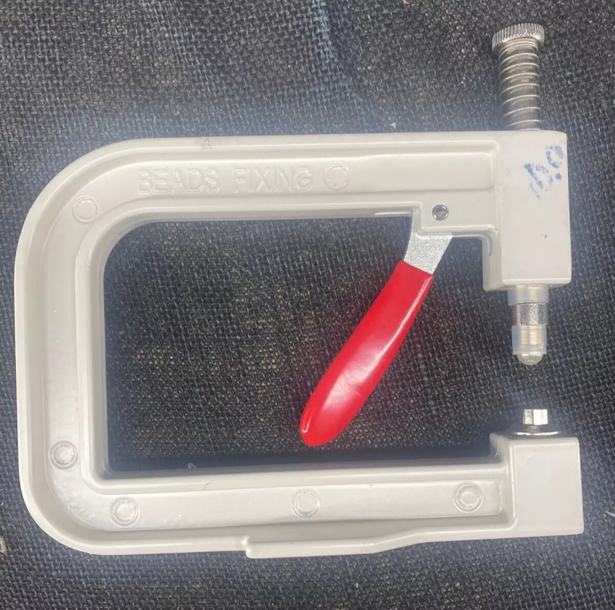 Hand press item pearl setting