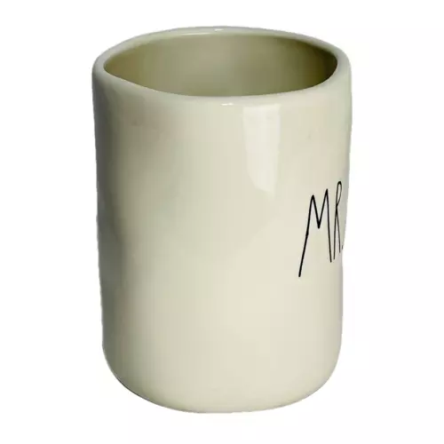 Rae dunn artisan collection item