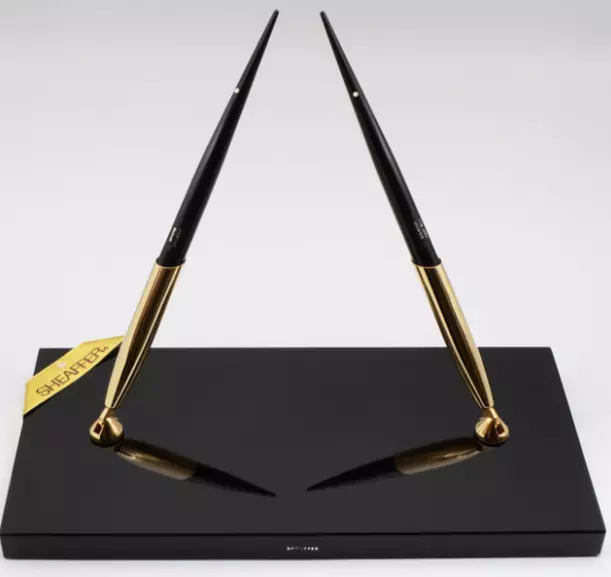 Sheaffer vintage jet crystal desk set