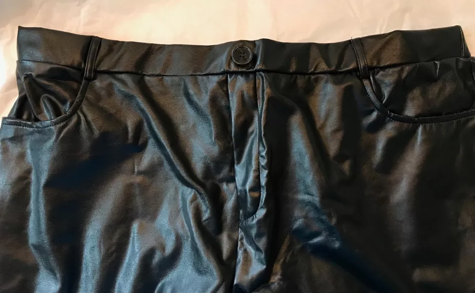 Black leather leather pants item