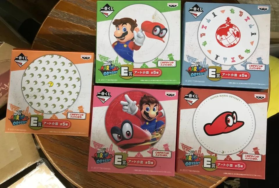 Super mario mini plate item