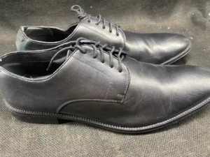 Black item black tux