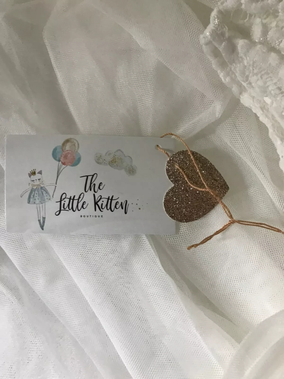 Little kitten flower girl item