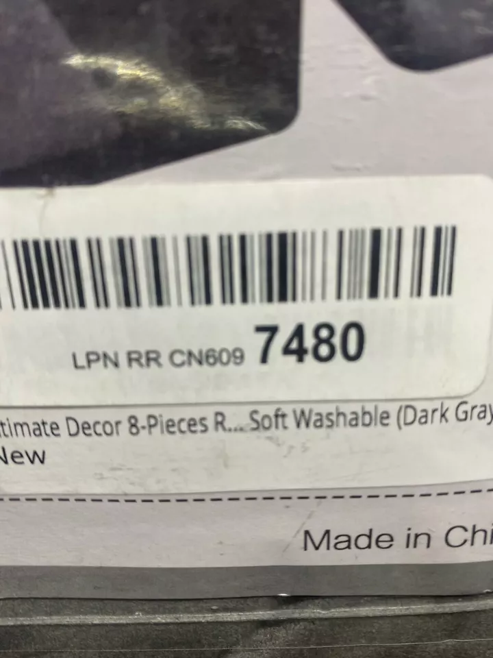 Item ultimate decor pieces recliner