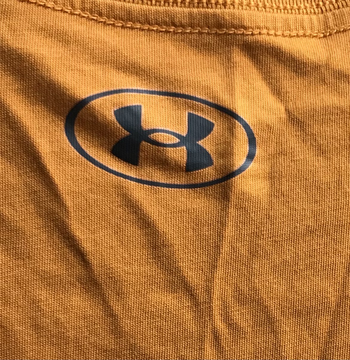 Bronze orange round neck armour men