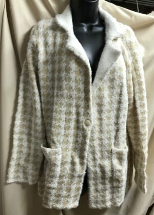 Double zero lovely cardigan size large