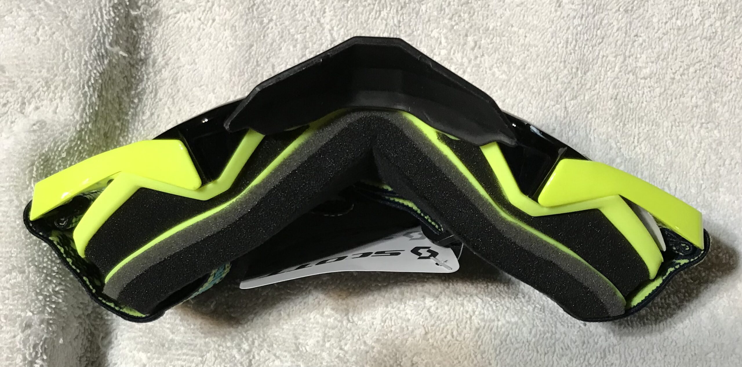 Scott Goggles Glasses Lens Lock – Neon Yellow Safety Accessory – NEW - Image 3