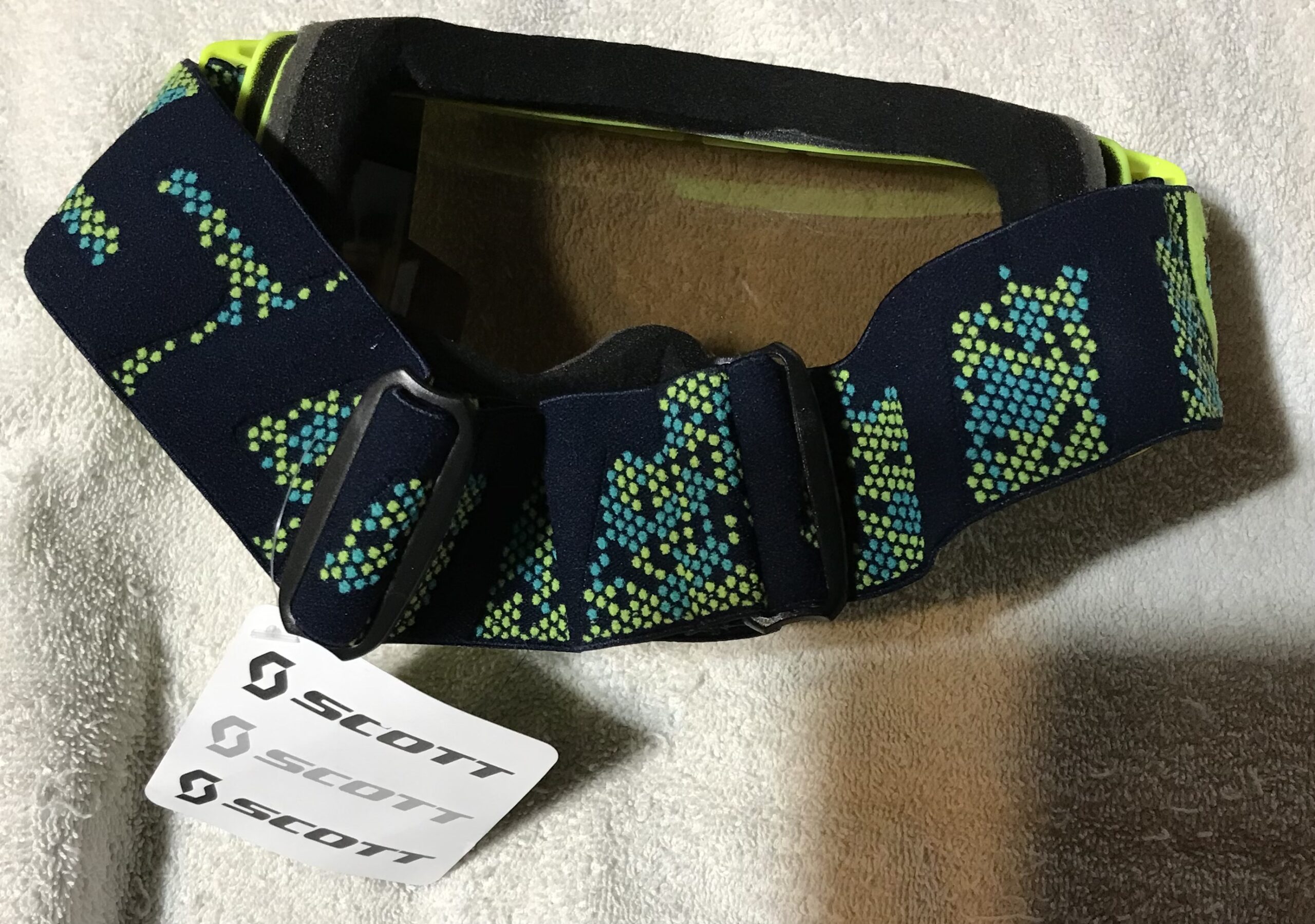 Scott Goggles Glasses Lens Lock – Neon Yellow Safety Accessory – NEW - Image 5