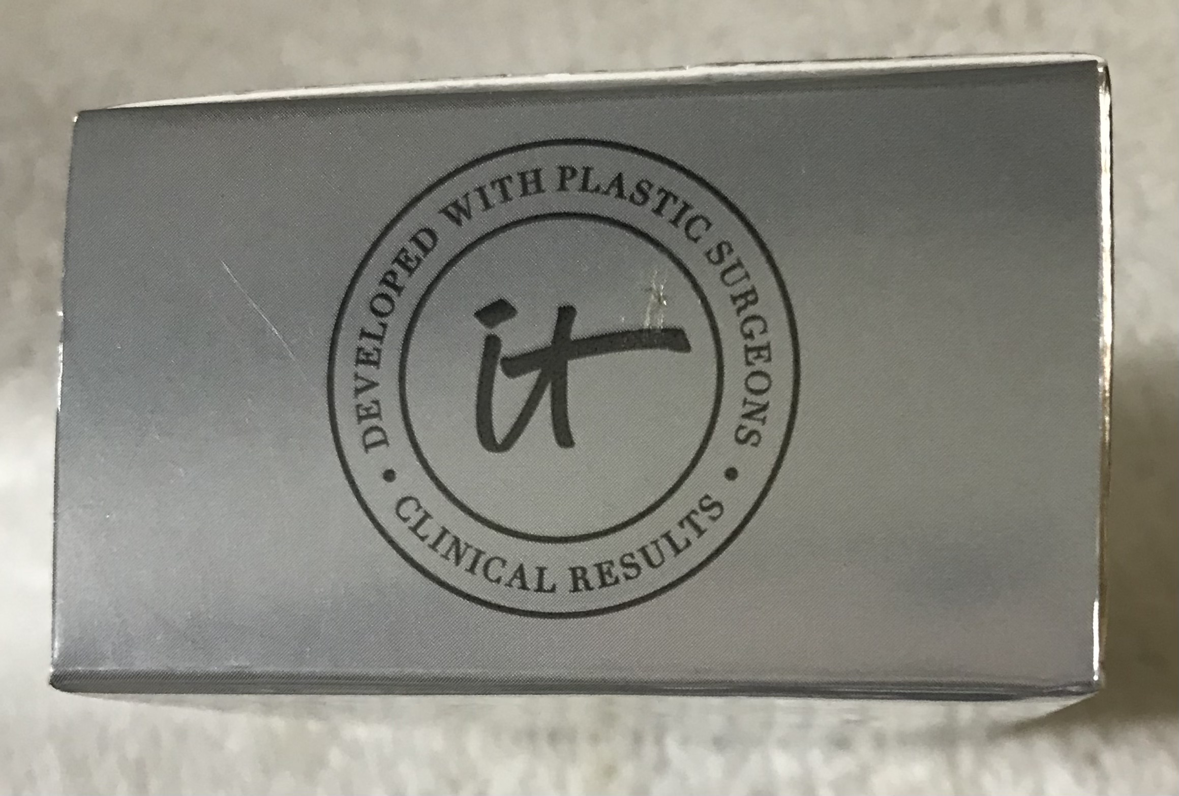 It Cosmetics No. 50 Serum Anti-Aging Collagen Veil Primer 1 fl oz – NEW IN BOX - Image 5