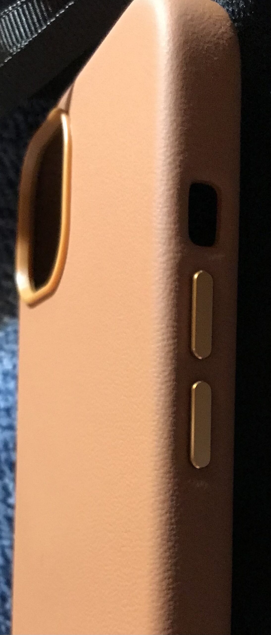 Lonli Classic iPhone 13 Case Caramel Protective Cover NEW - Image 8