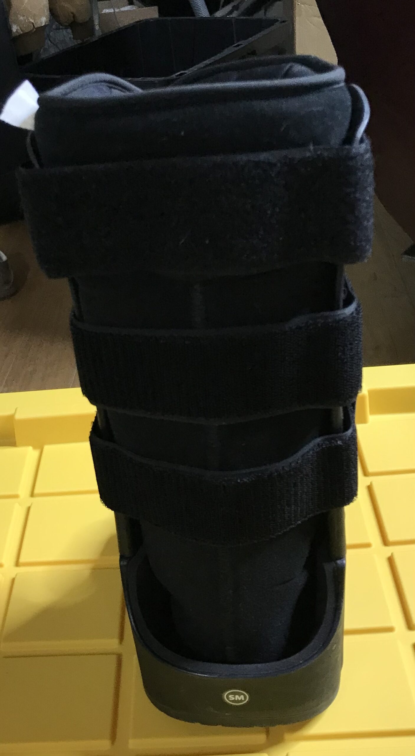 United Ortho Air Cam Walker Fracture Boot – Size Small – Black NEW - Image 4