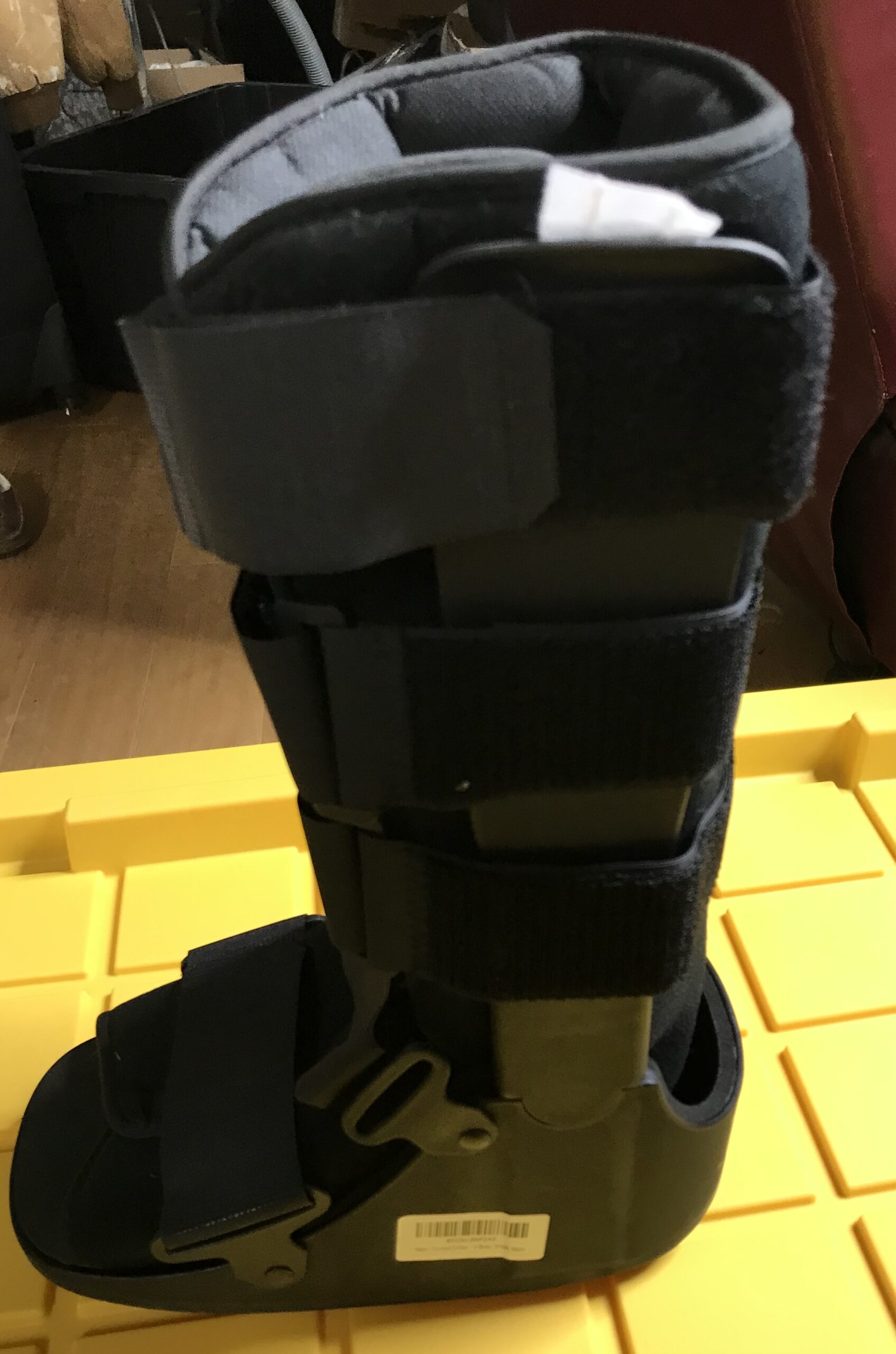 United Ortho Air Cam Walker Fracture Boot – Size Small – Black NEW - Image 5