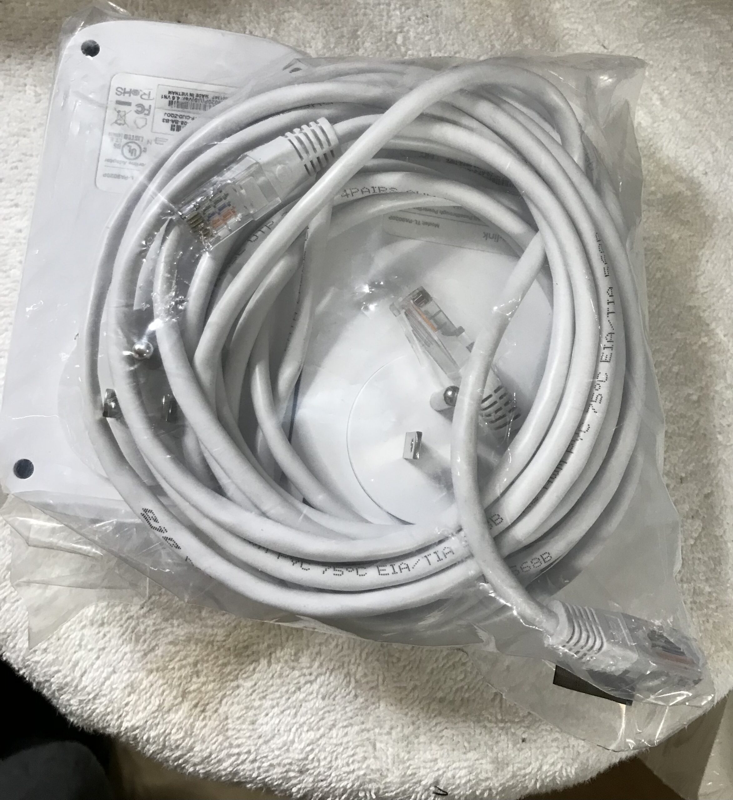 TP-Link AV2000 Powerline Adapter Kit Set of 2 2000Mbps Gigabit Ethernet - Image 3