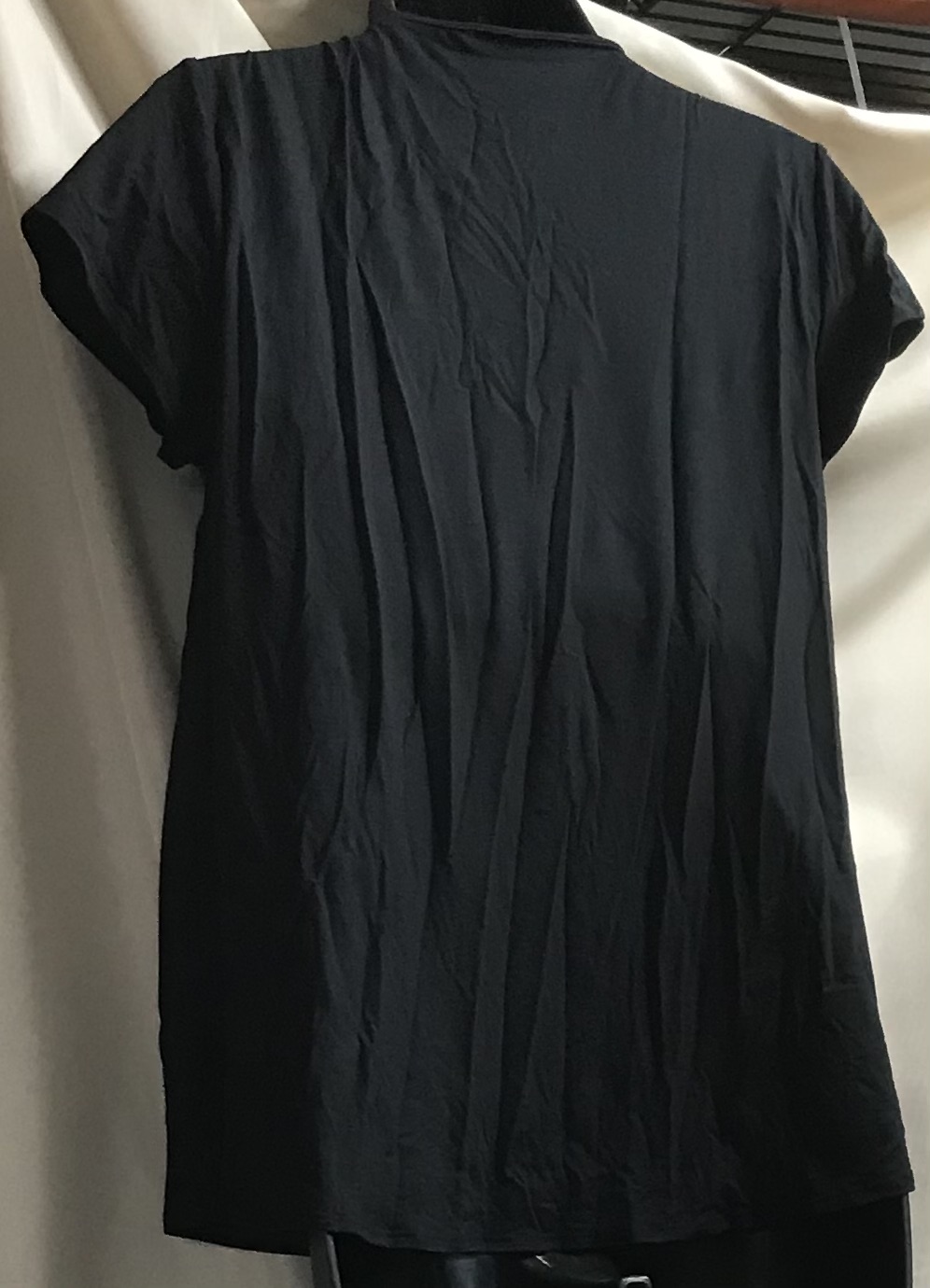 SheBird Tee Built-in Bra Jet Black Sz 3 V-Neck Short Sleeve NEW - Image 3