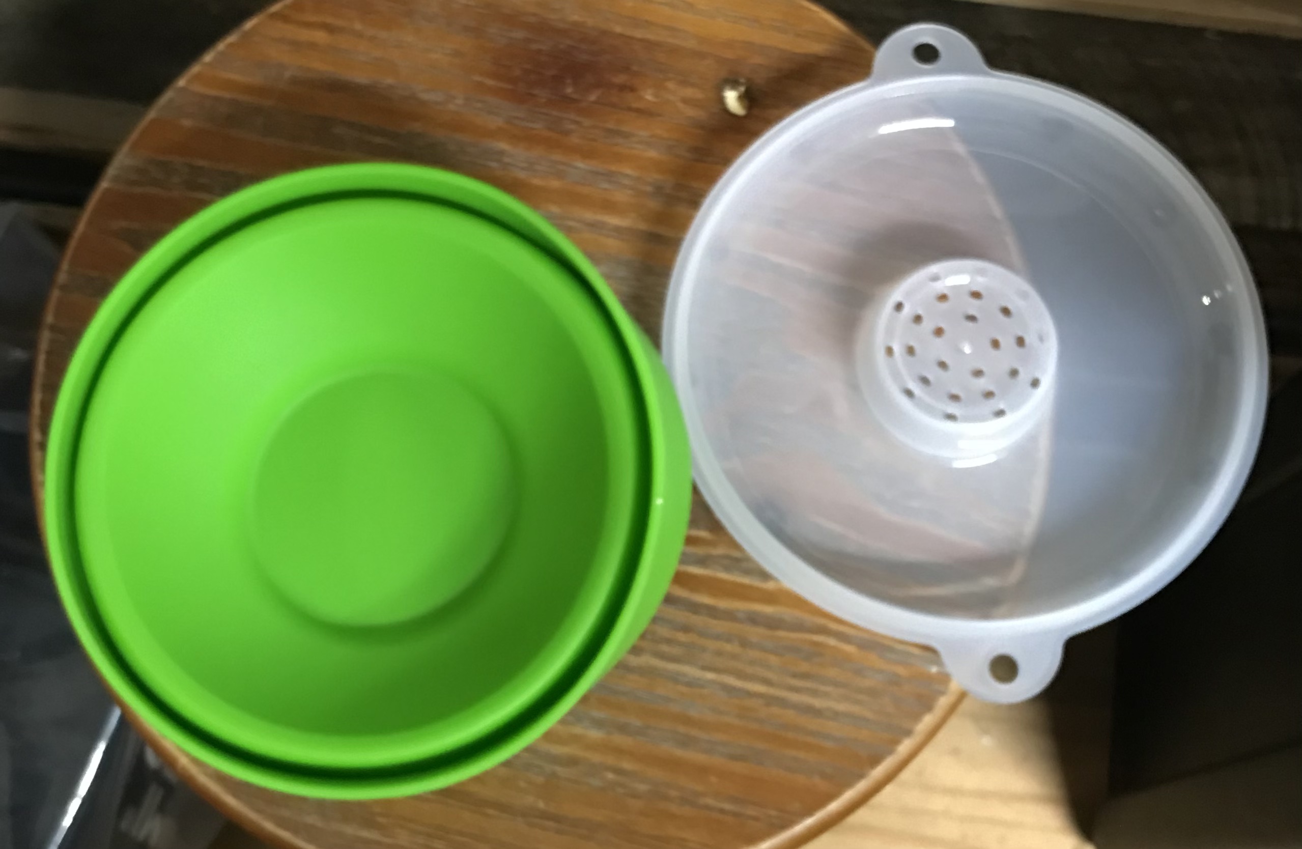 Ecolution Micro-Pop 3Qt Silicone Popcorn Popper Blue or Green NEW - Image 12