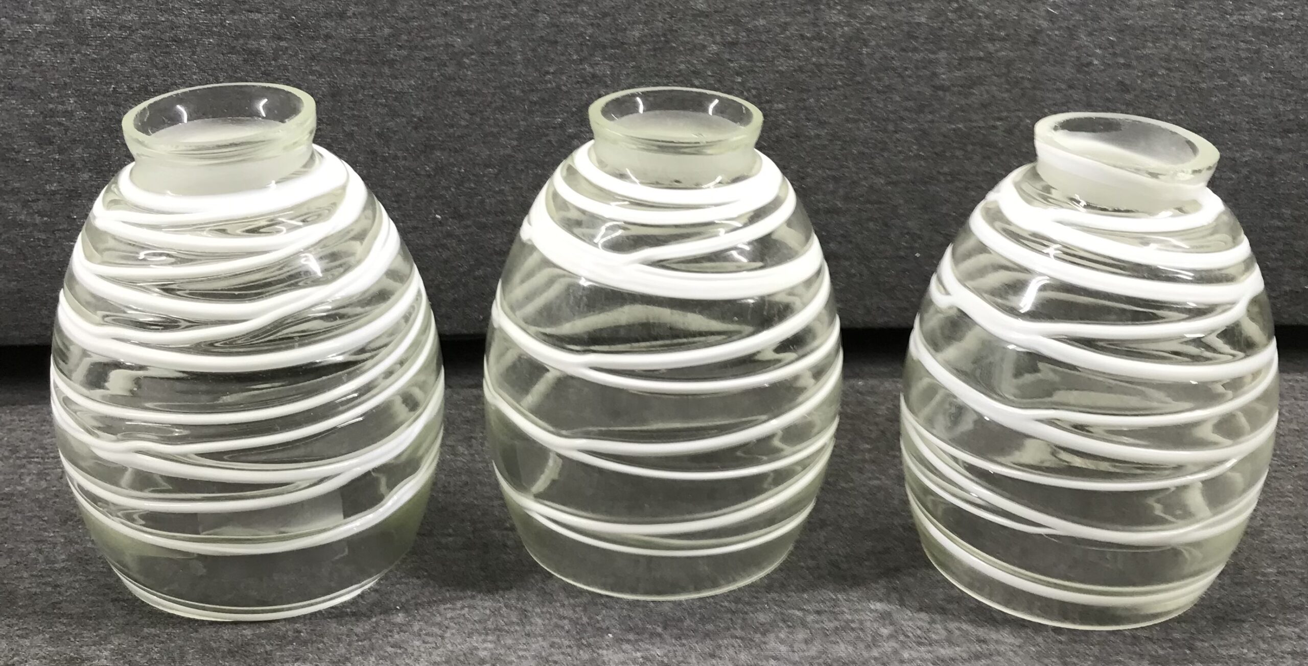 Ribbon Globes