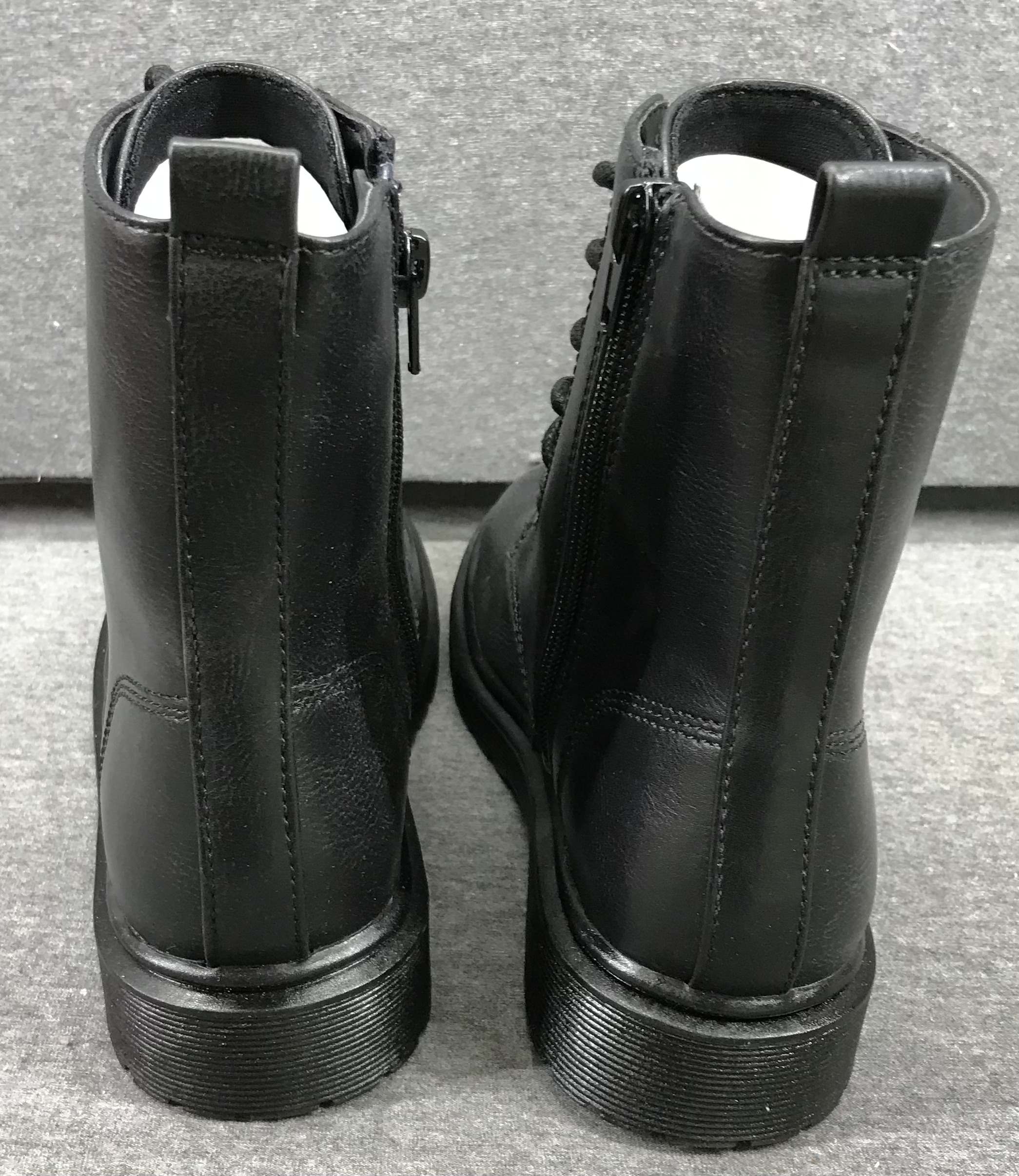 Celia Kids Tam Black Lace-Up Boots – Size 1 – Brand New in Box - Image 5